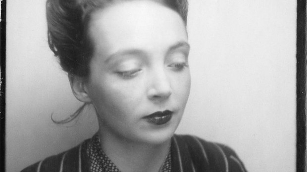 049884-000_margueriteduras_04