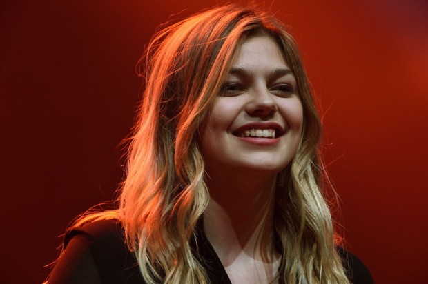 Louane-en-concert-a-Nancy-le-25-mars-2015_exact1024x768_l